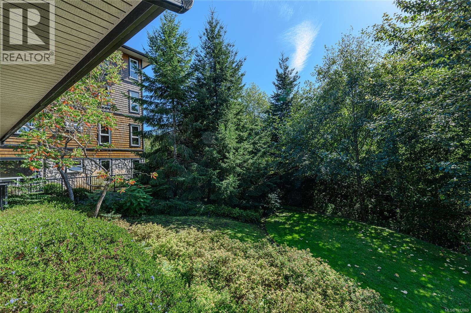 103 201 Nursery Hill Dr, View Royal