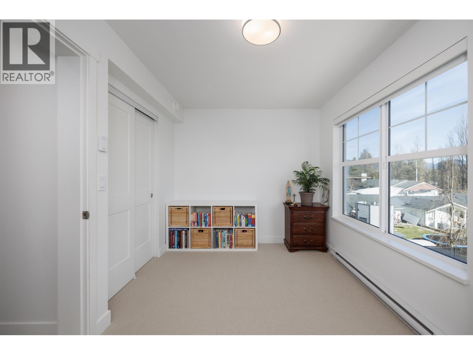 119 707 ROBINSON STREET, Coquitlam