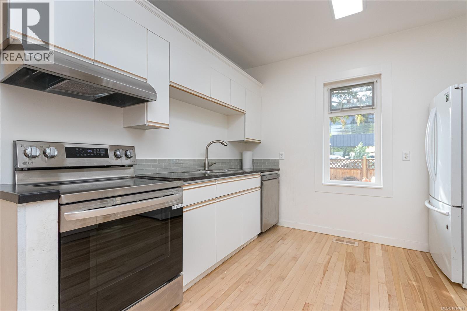  988 Latoria Road, Langford