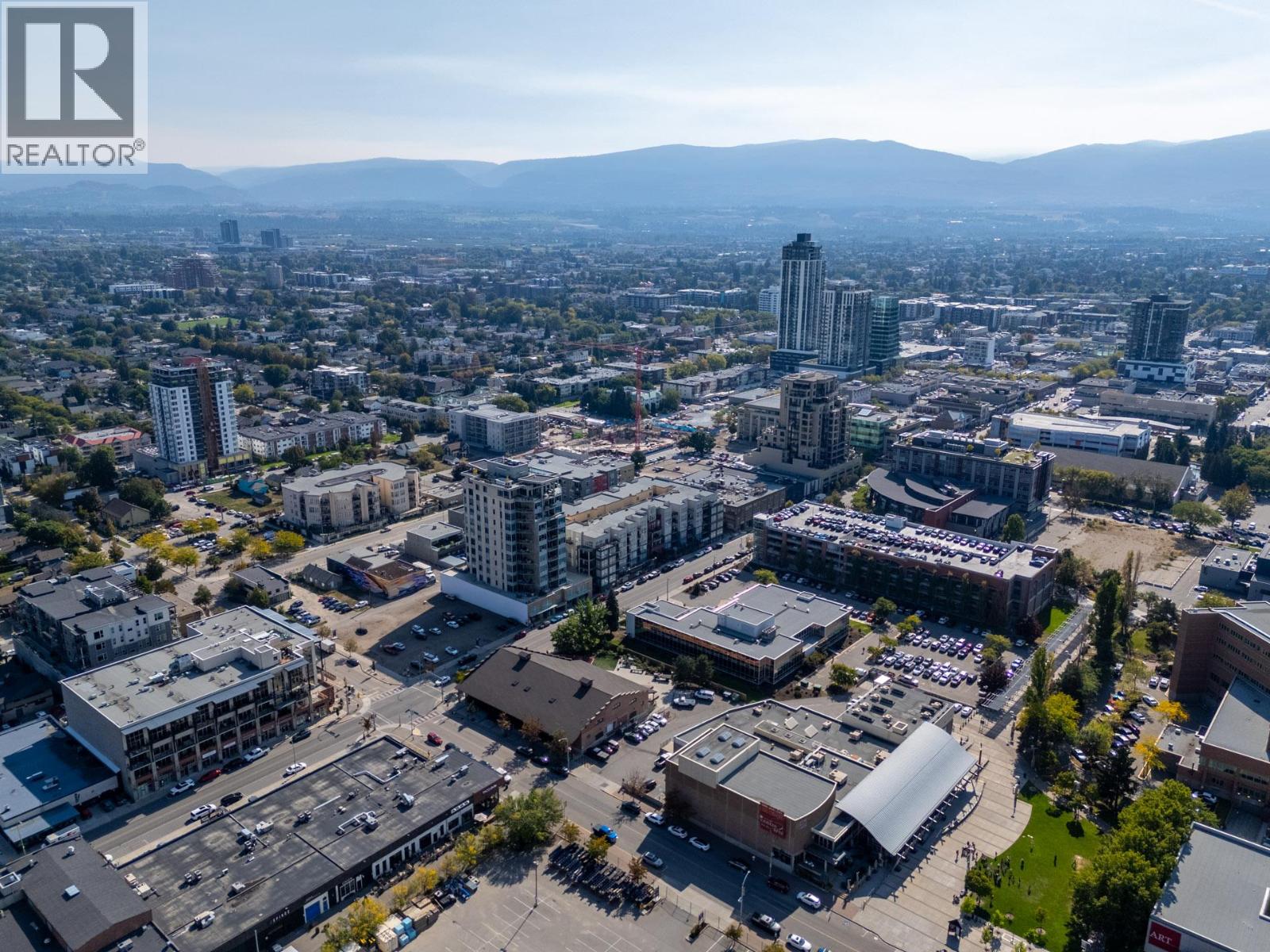 304 1329 Ellis Street, Kelowna
