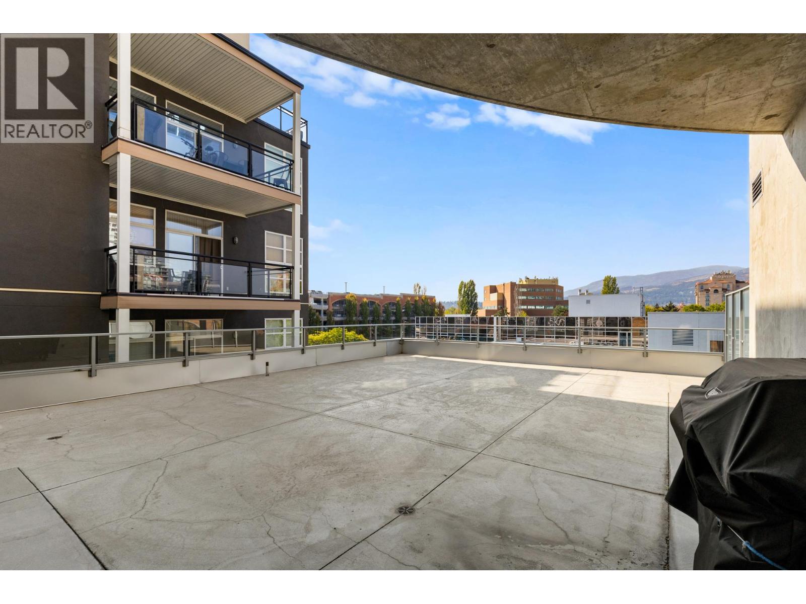 304 1329 Ellis Street, Kelowna