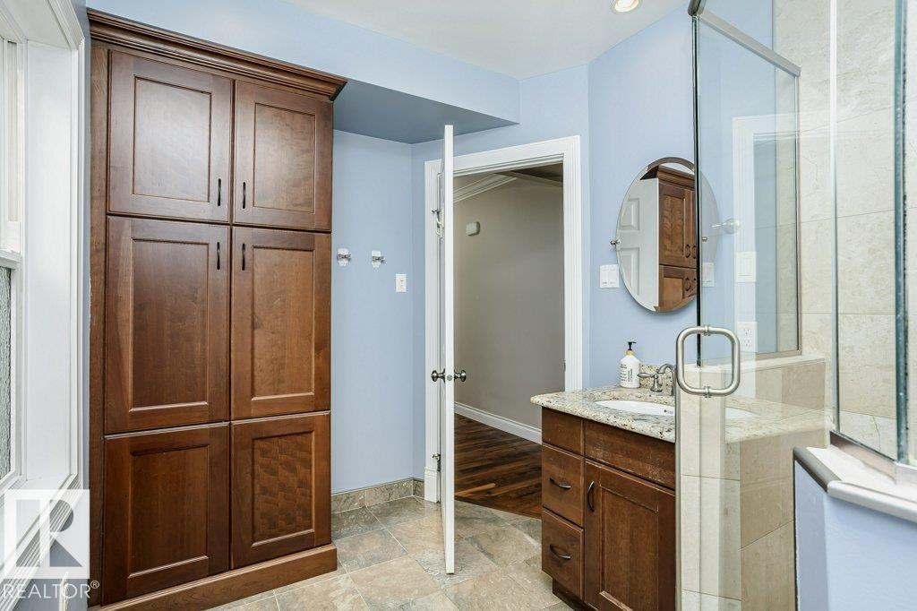 9119 117 ST NW, Edmonton