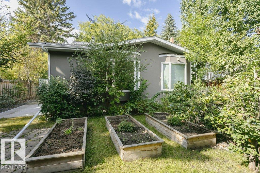 9119 117 ST NW, Edmonton