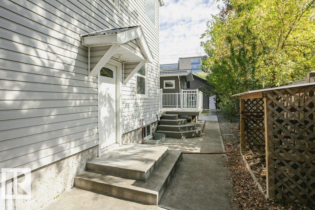 9119 117 ST NW, Edmonton