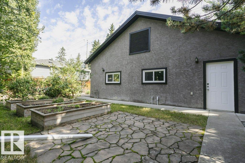 9119 117 ST NW, Edmonton