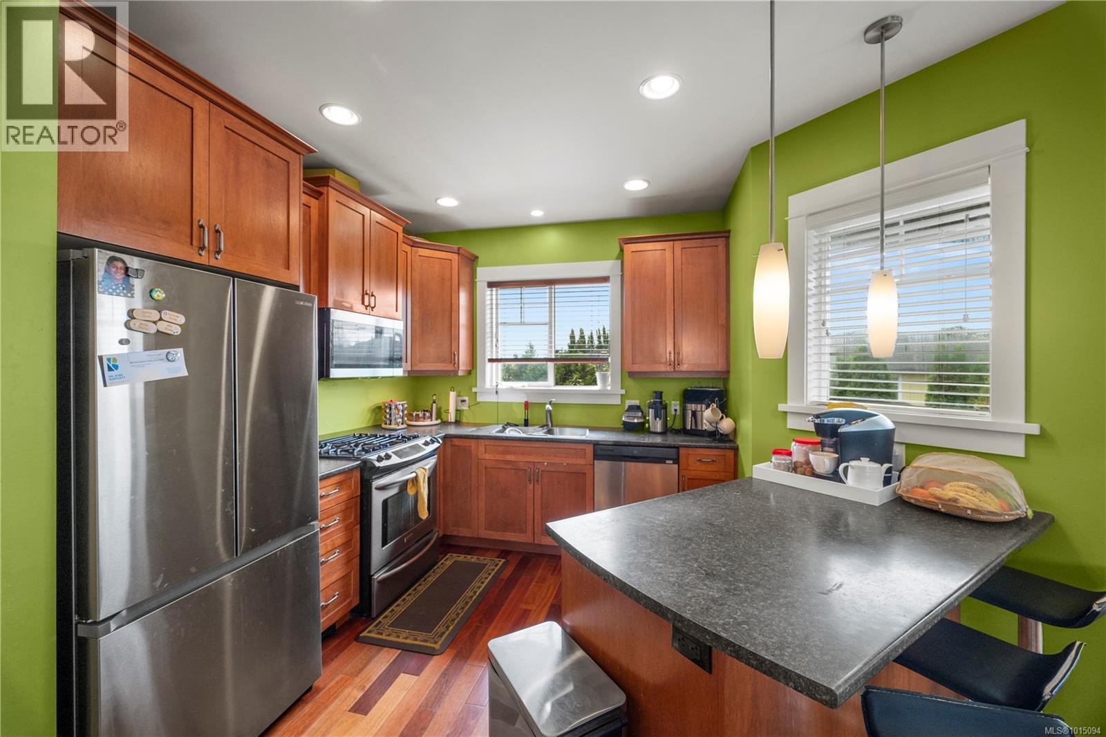 4048 Copperfield Lane, Saanich