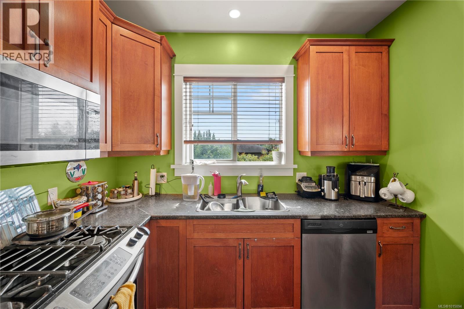 4048 Copperfield Lane, Saanich
