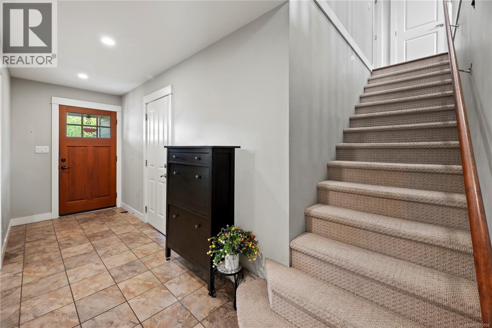 4048 Copperfield Lane, Saanich