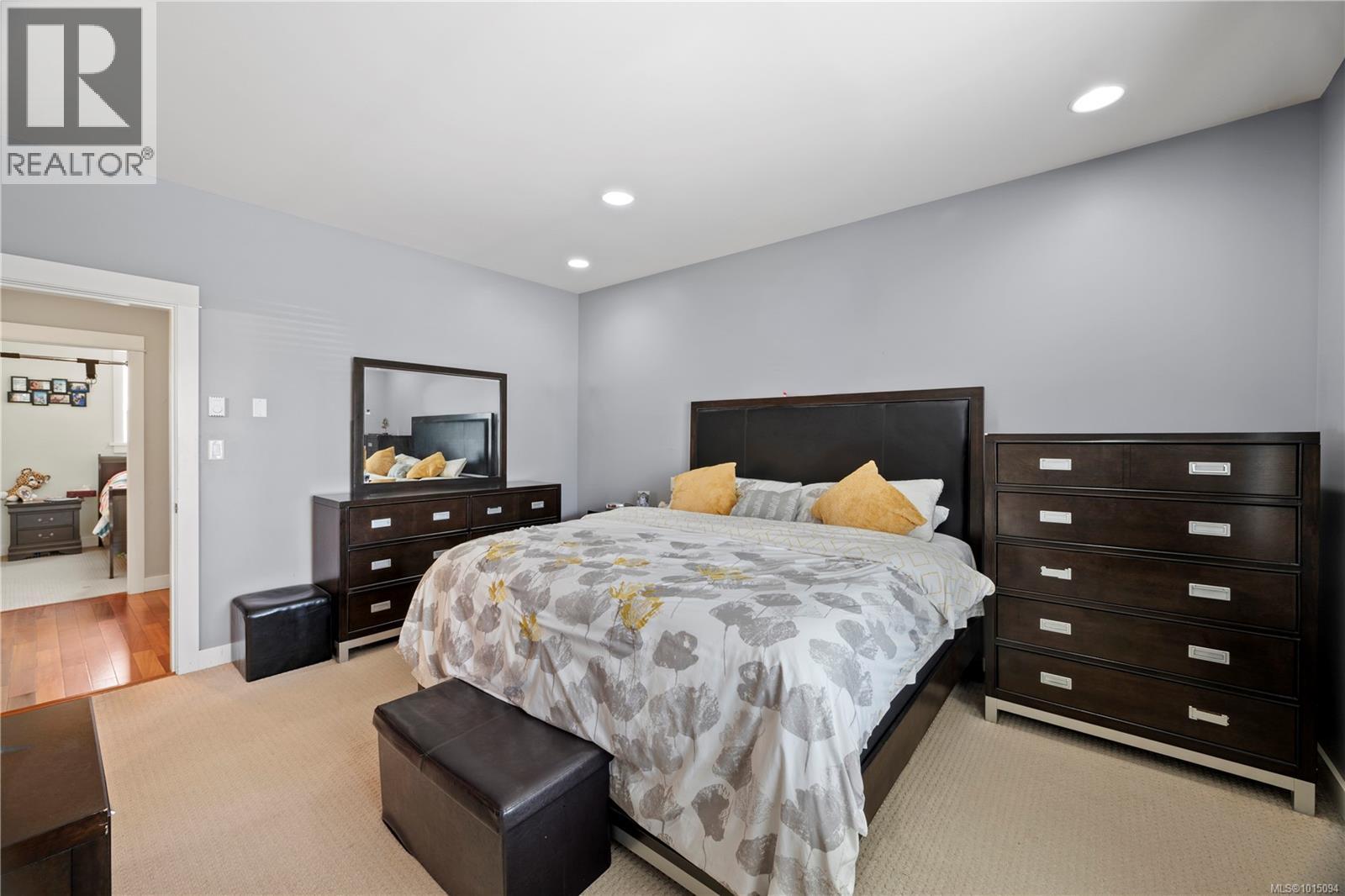 4048 Copperfield Lane, Saanich
