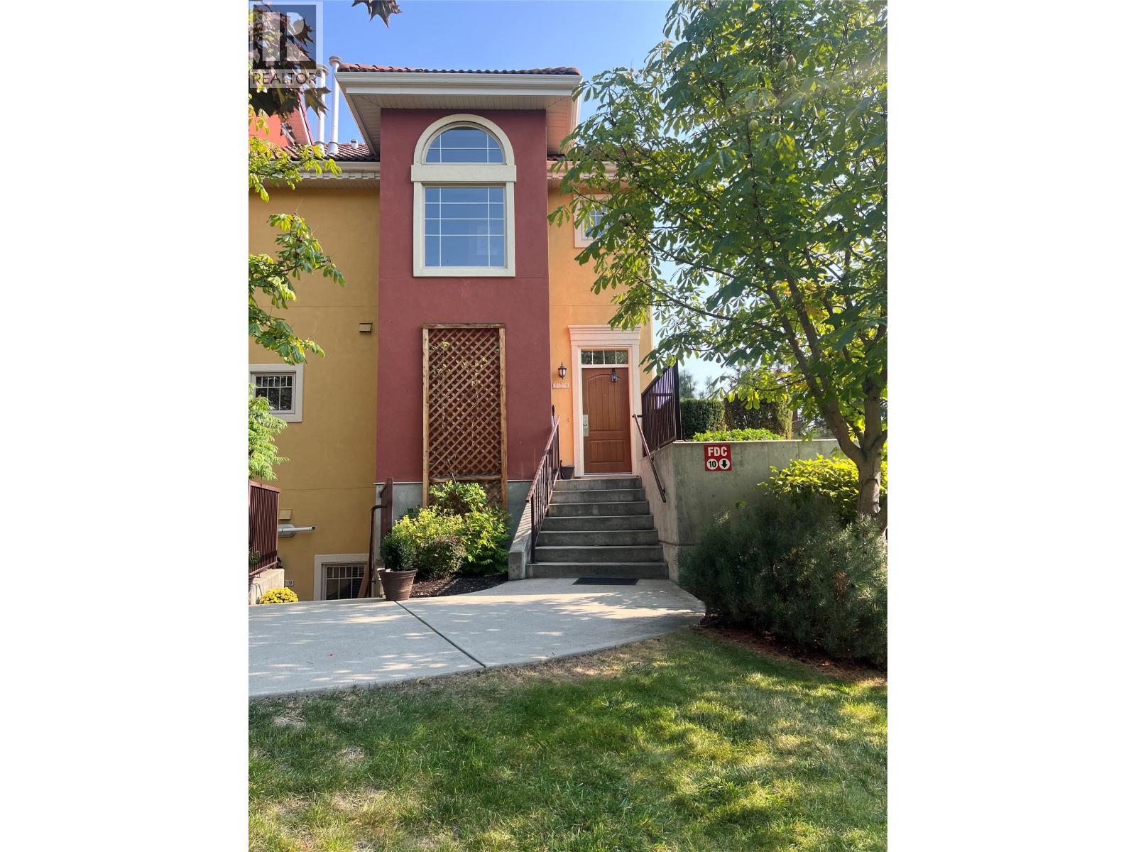 229 1795 Country Club Drive, Kelowna