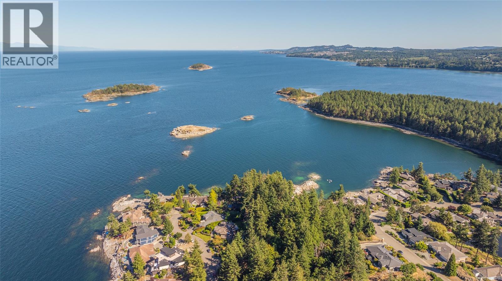 3720 Dolphin Dr, Nanoose Bay