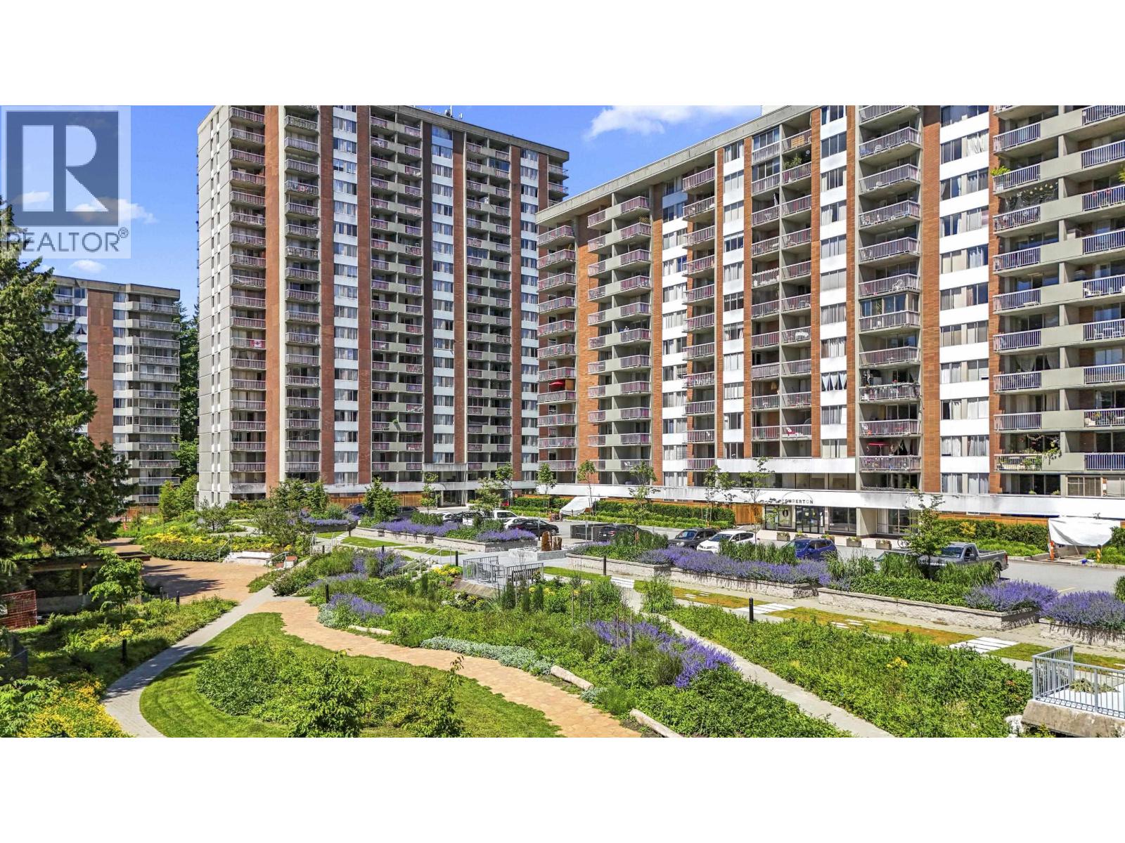 1006 2016 FULLERTON AVENUE, North Vancouver