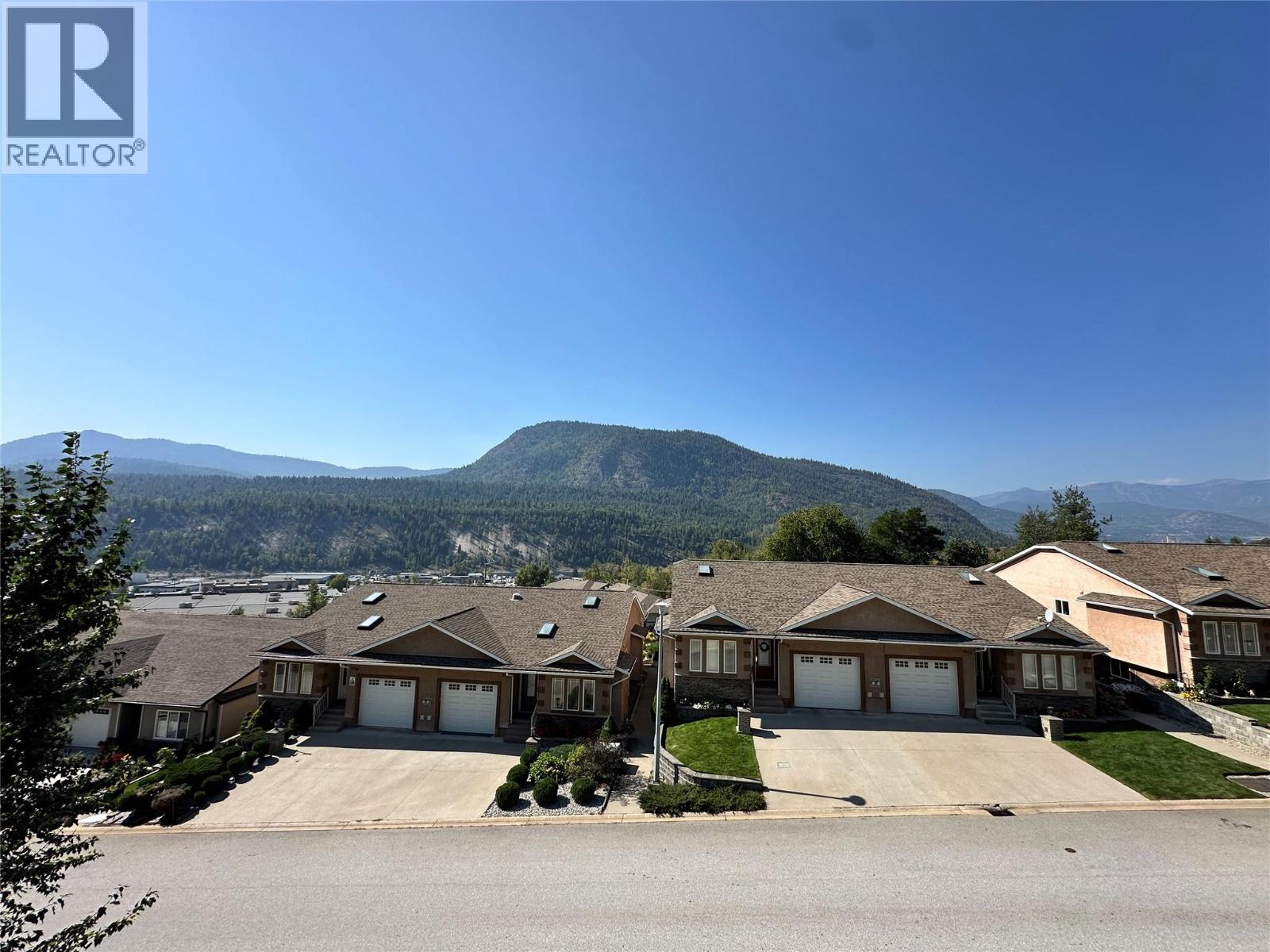 8121 BIRCHWOOD Drive, Trail