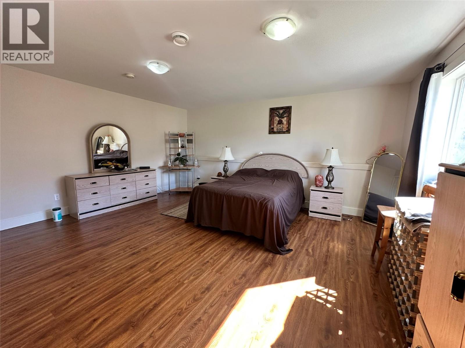 8121 BIRCHWOOD Drive, Trail