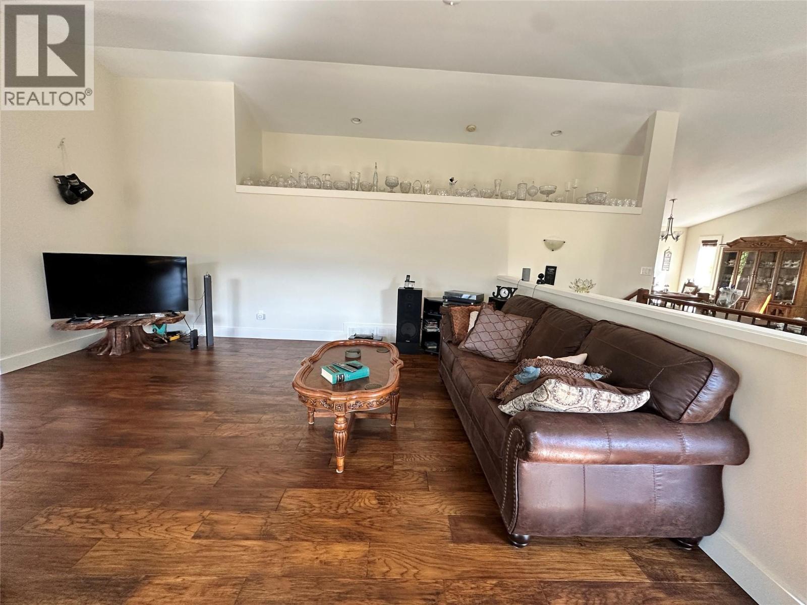 8121 BIRCHWOOD Drive, Trail
