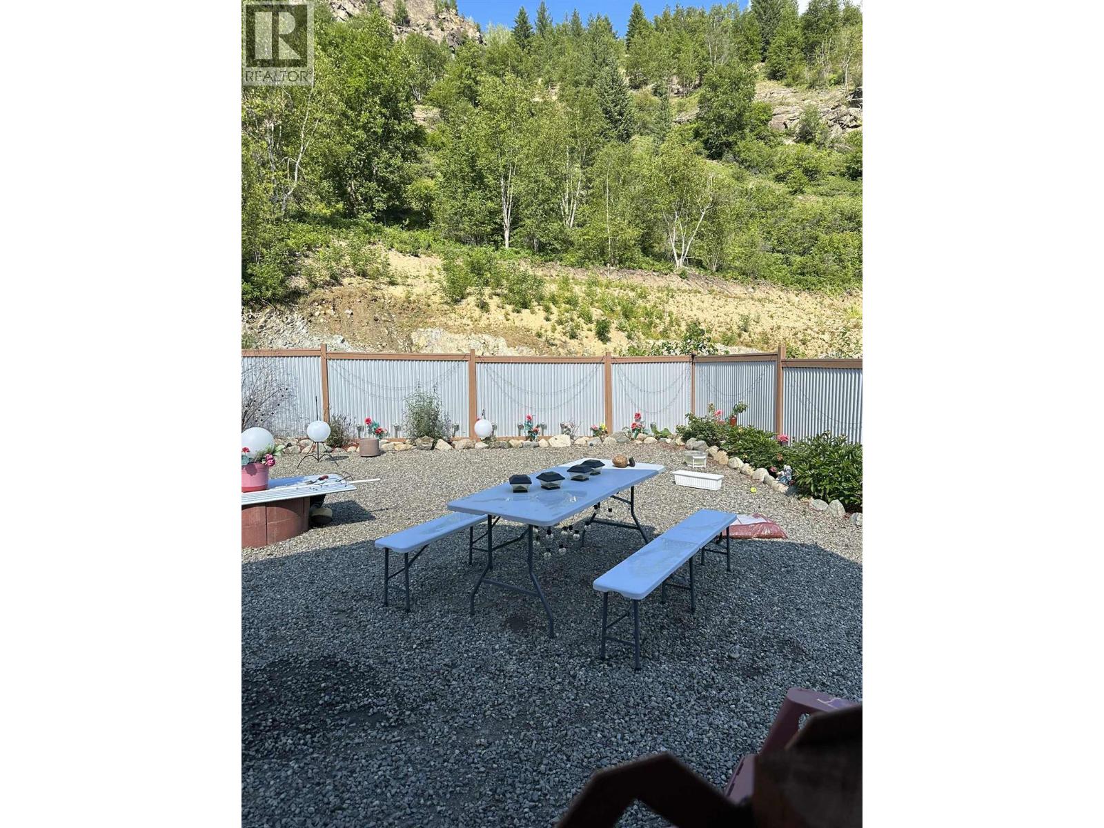 8121 BIRCHWOOD Drive, Trail