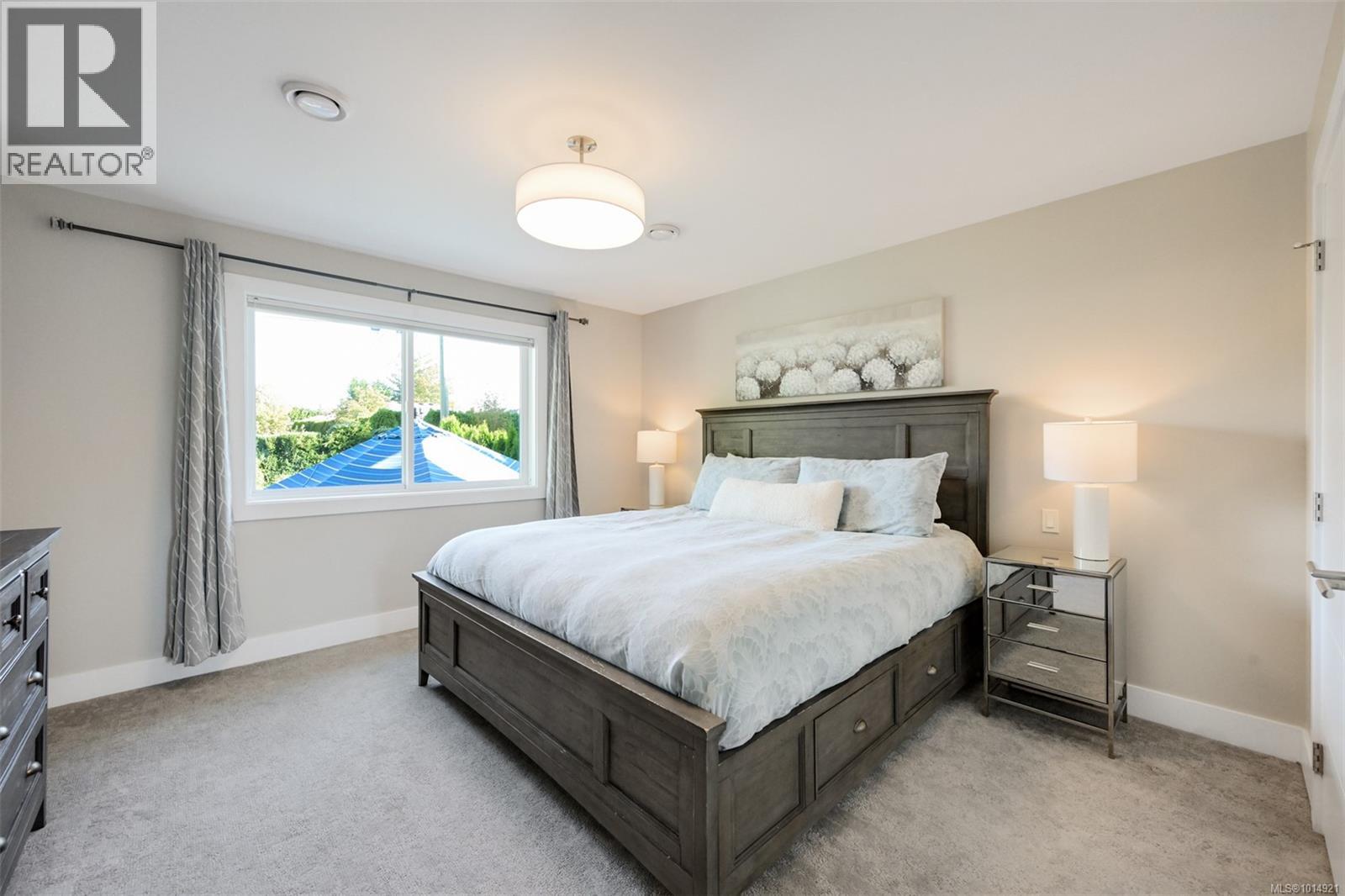 2240 Woodhouse Rd, Oak Bay