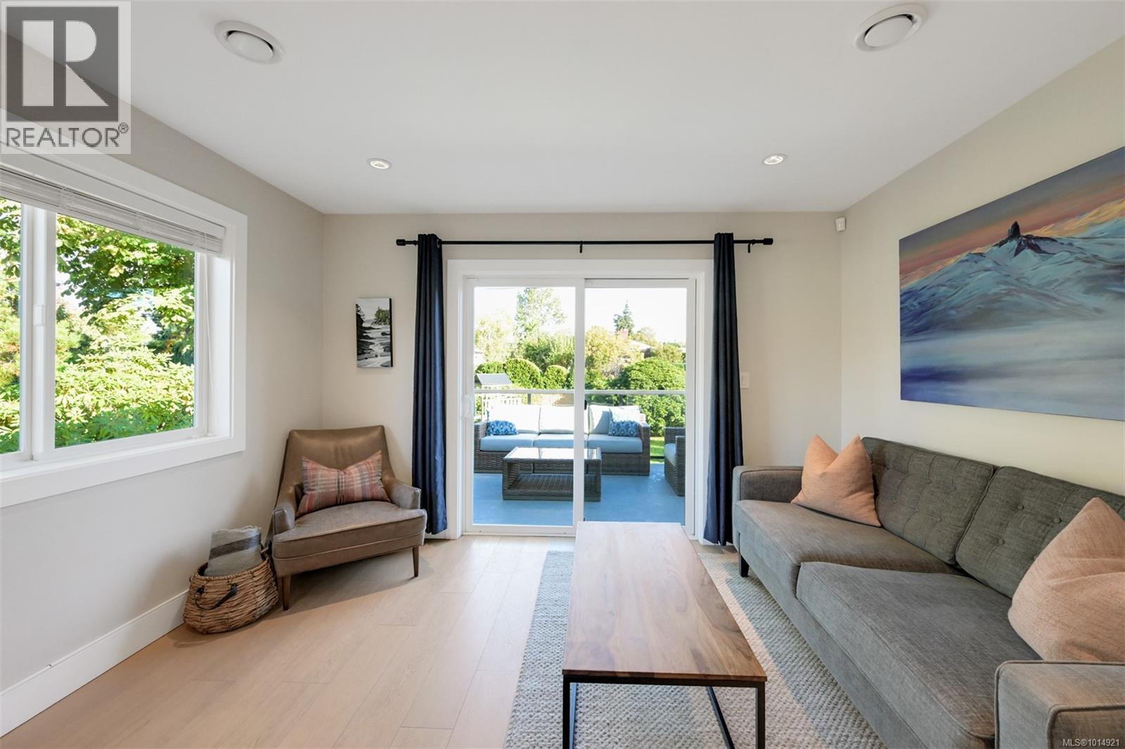 2240 Woodhouse Rd, Oak Bay