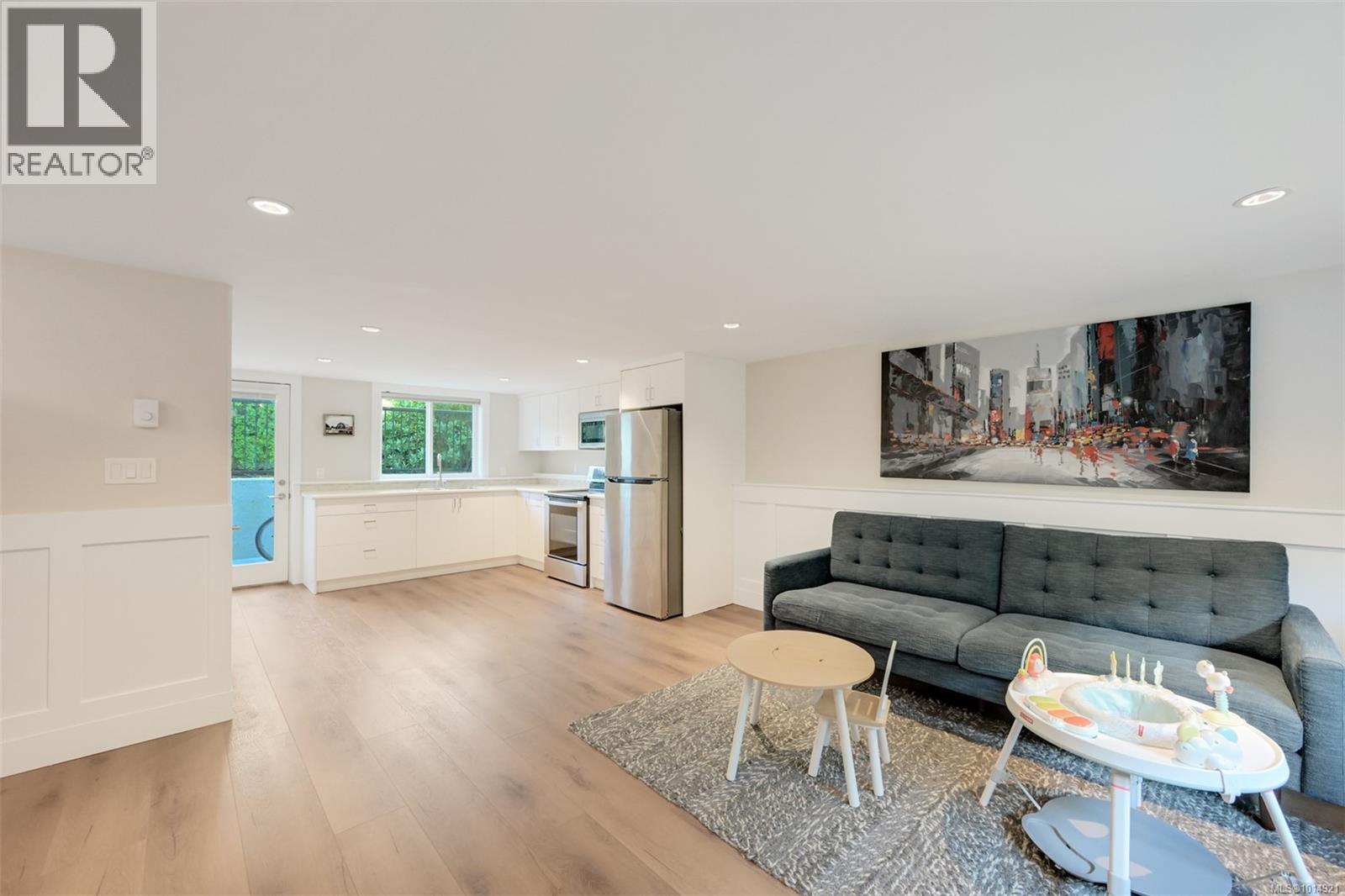 2240 Woodhouse Rd, Oak Bay