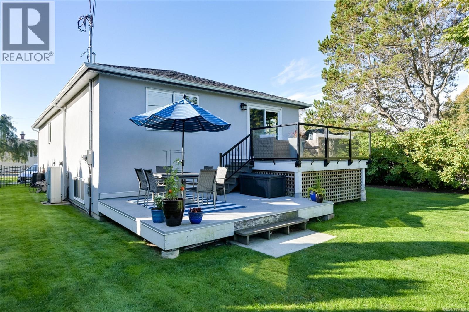 2240 Woodhouse Rd, Oak Bay