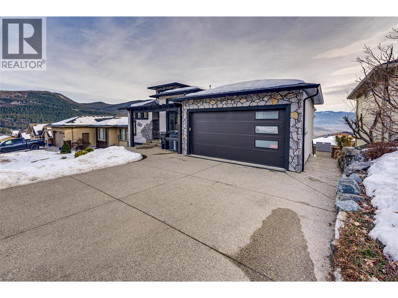 7429 Sun Peaks Drive - 26
