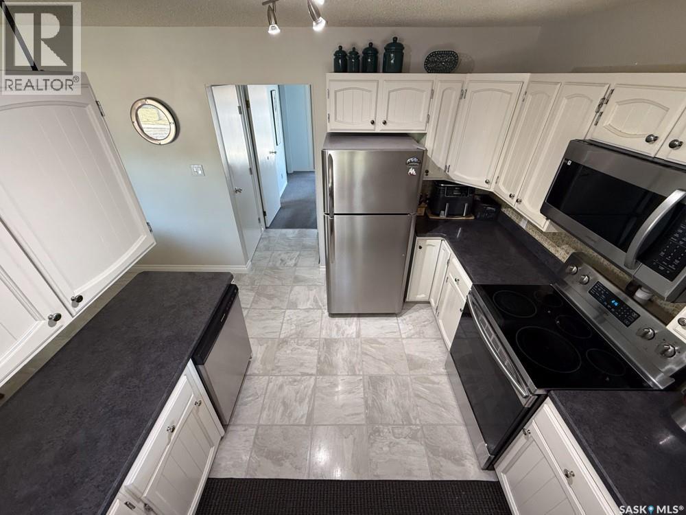 568 Poplar CRESCENT - 13