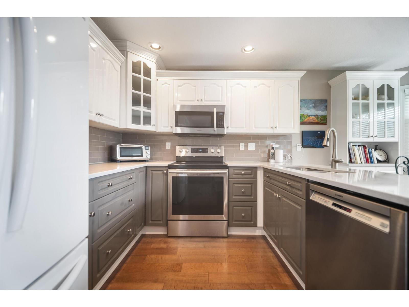 3 12969 17 AVENUE, Surrey