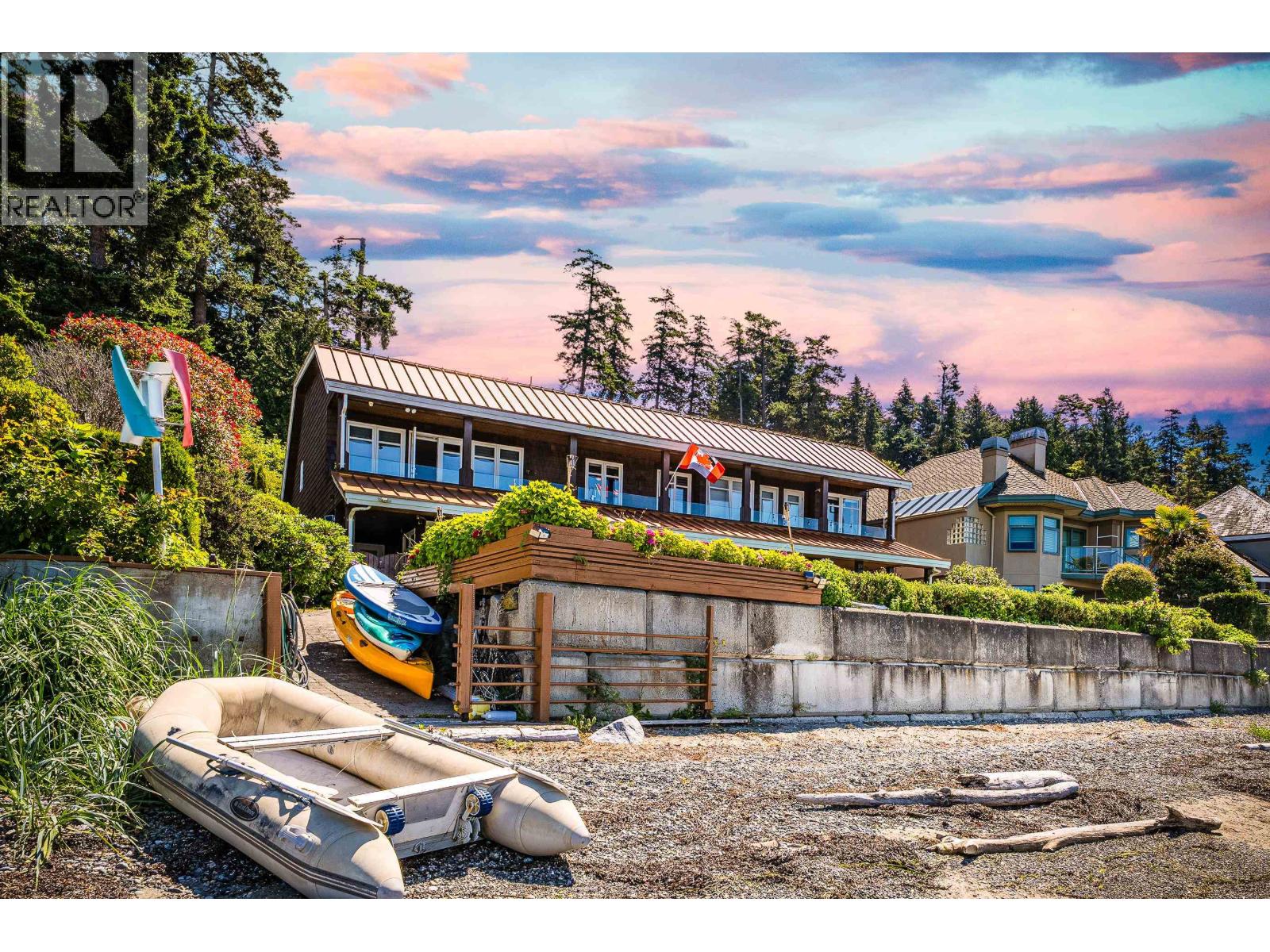 768 TSAWWASSEN BEACH ROAD, Tsawwassen