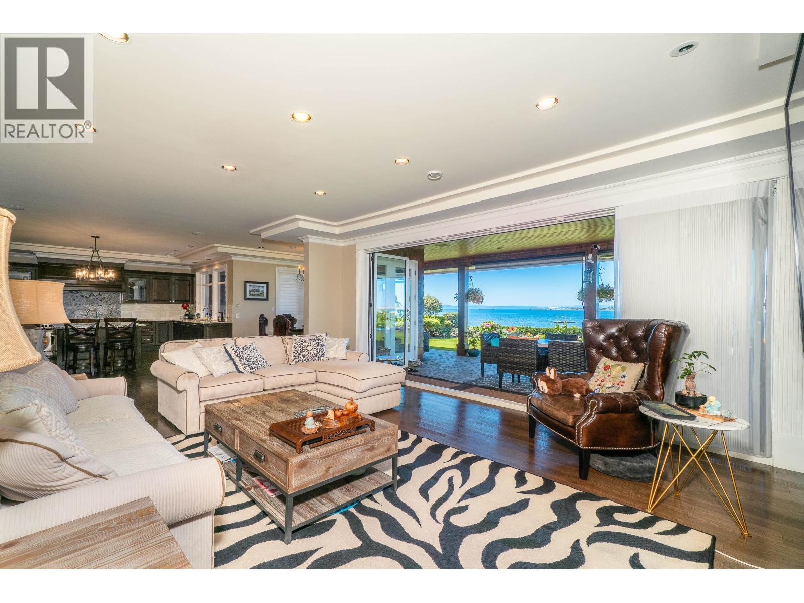 768 TSAWWASSEN BEACH ROAD, Tsawwassen