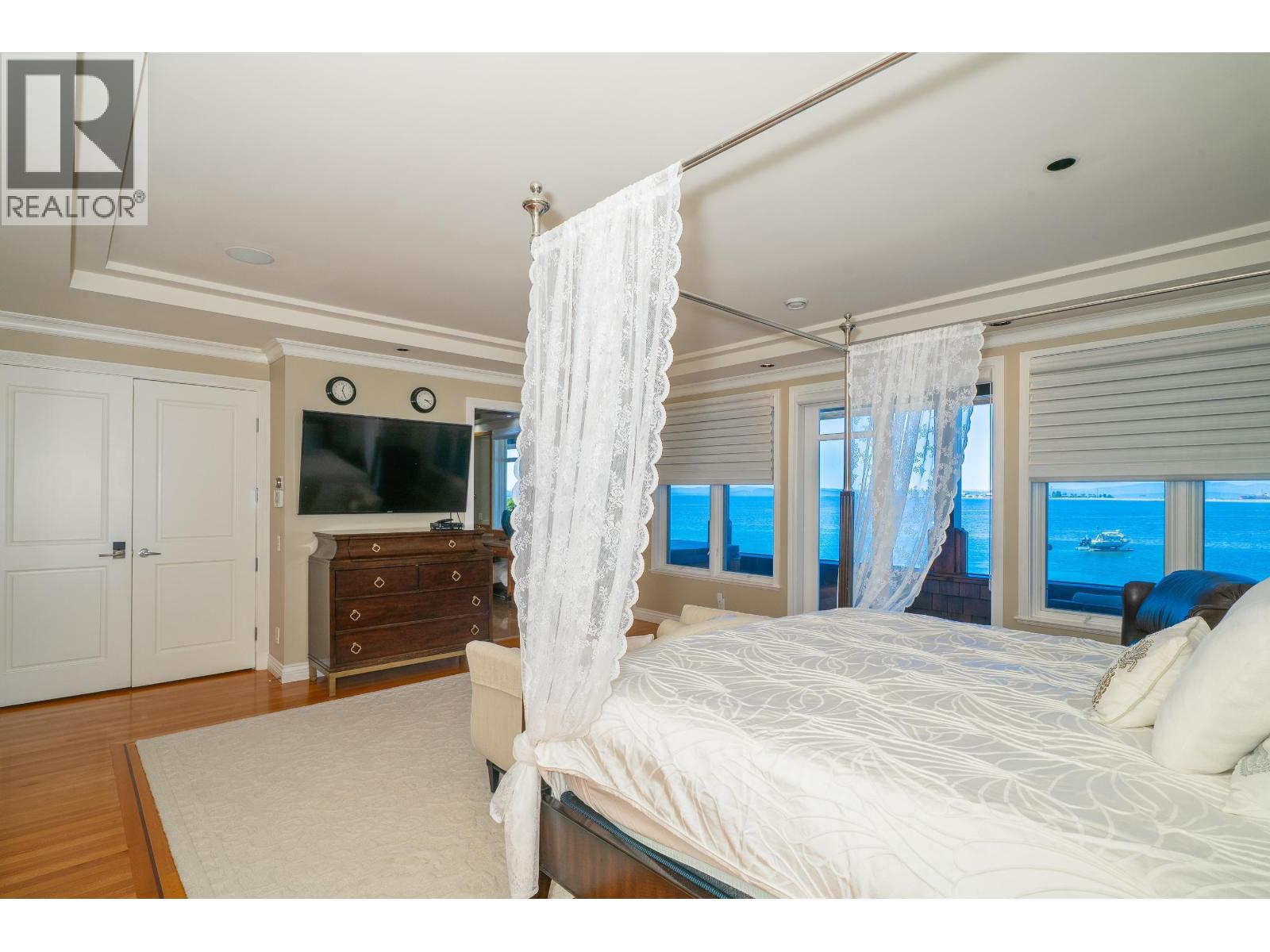768 TSAWWASSEN BEACH ROAD, Tsawwassen