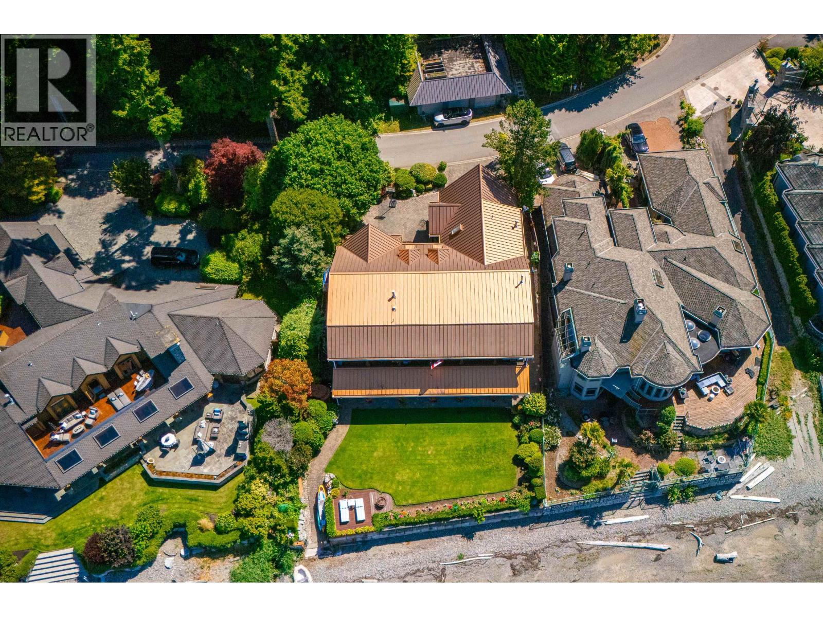 768 TSAWWASSEN BEACH ROAD, Tsawwassen