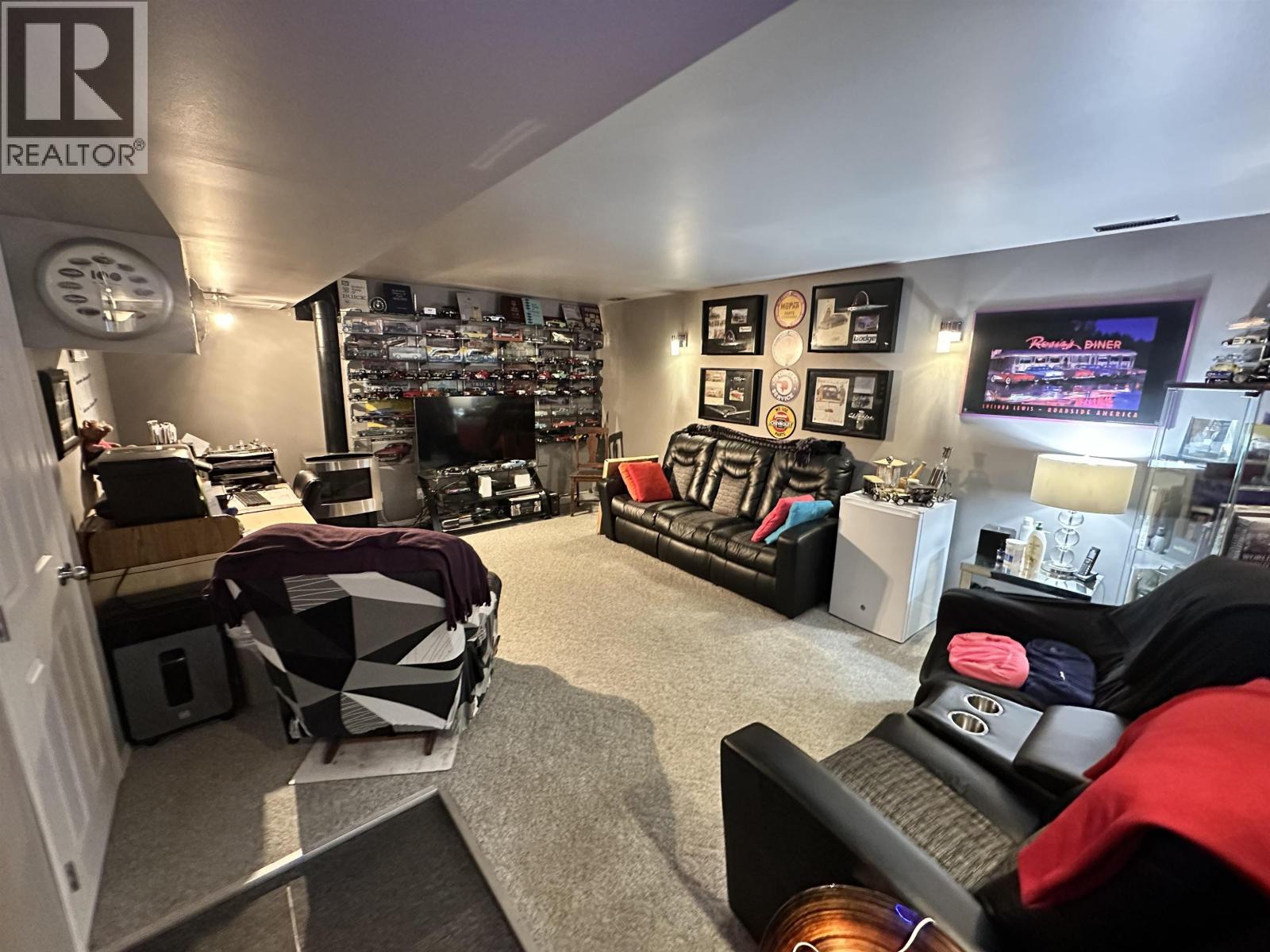 5236 KALLUM DRIVE - 15