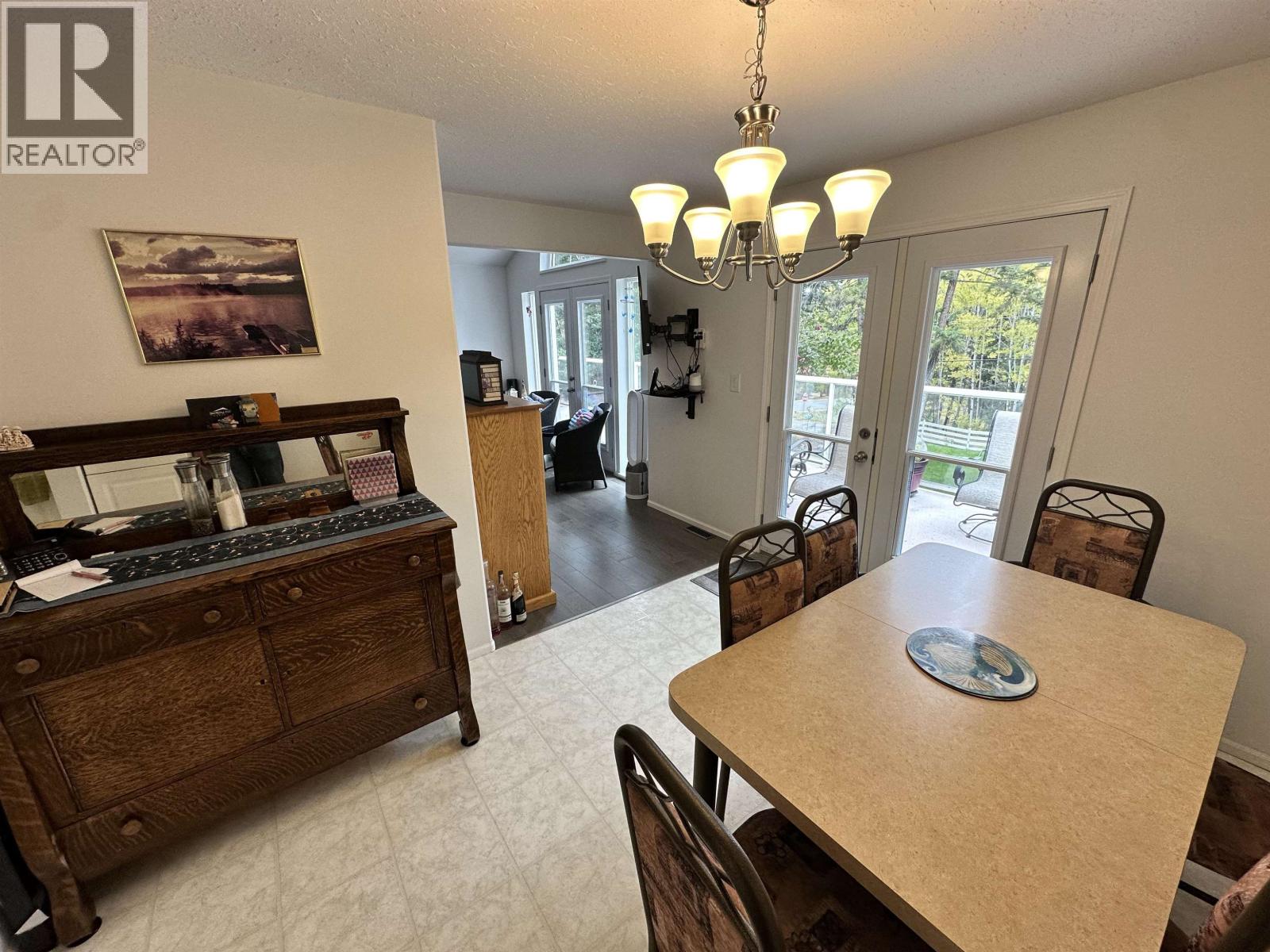 5236 KALLUM DRIVE - 25