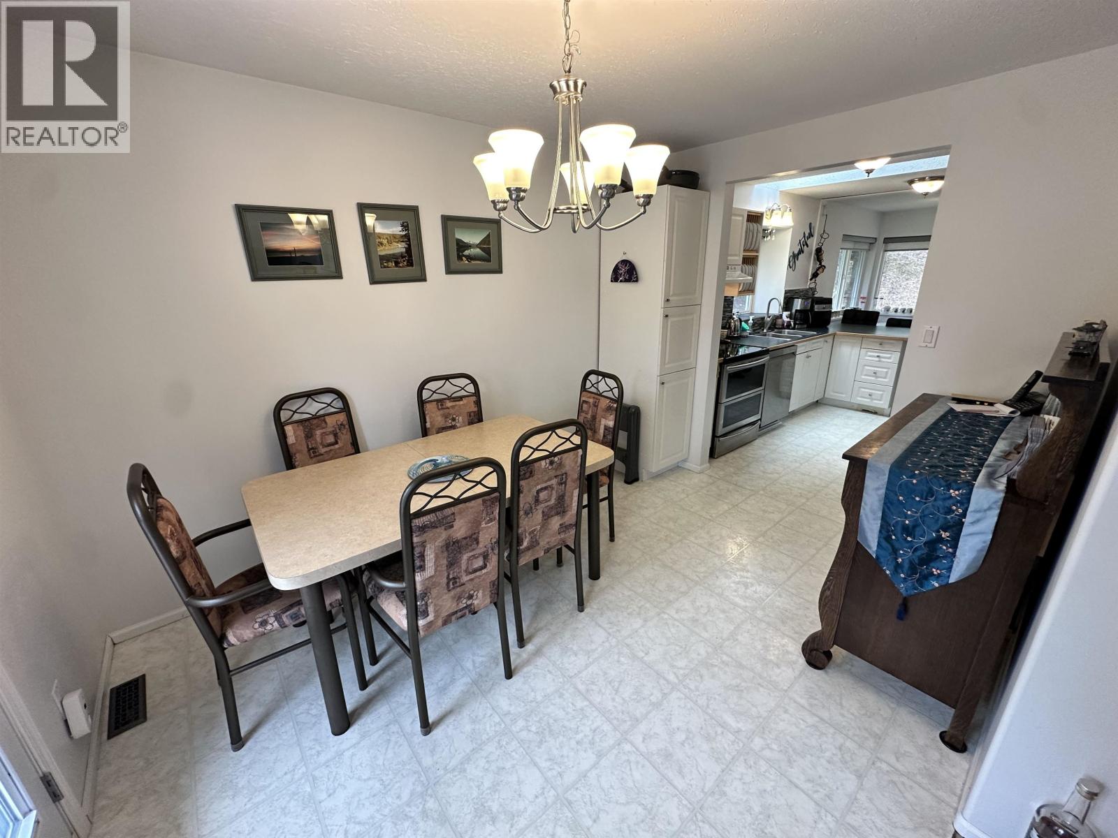 5236 KALLUM DRIVE - 26