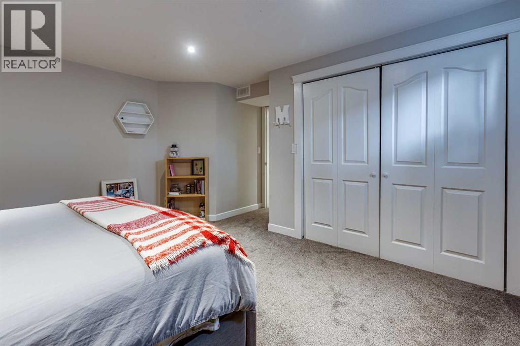 48 Alton Close, Red Deer