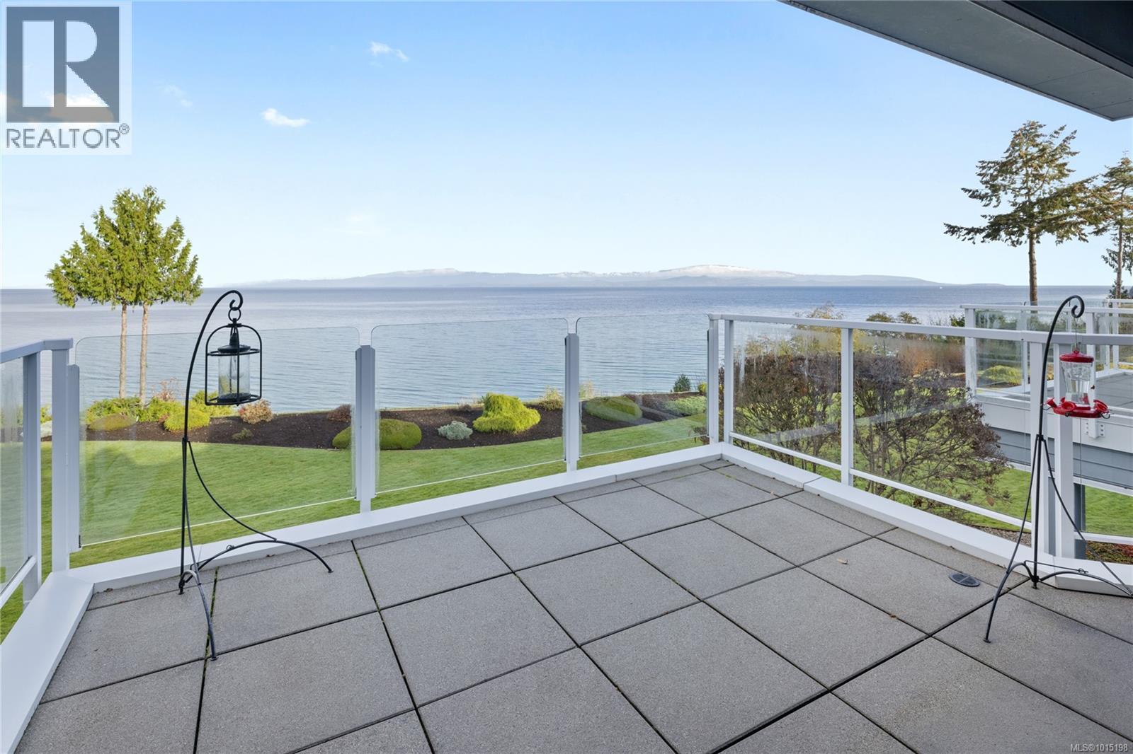 204 431 Crescent Rd W, Qualicum Beach