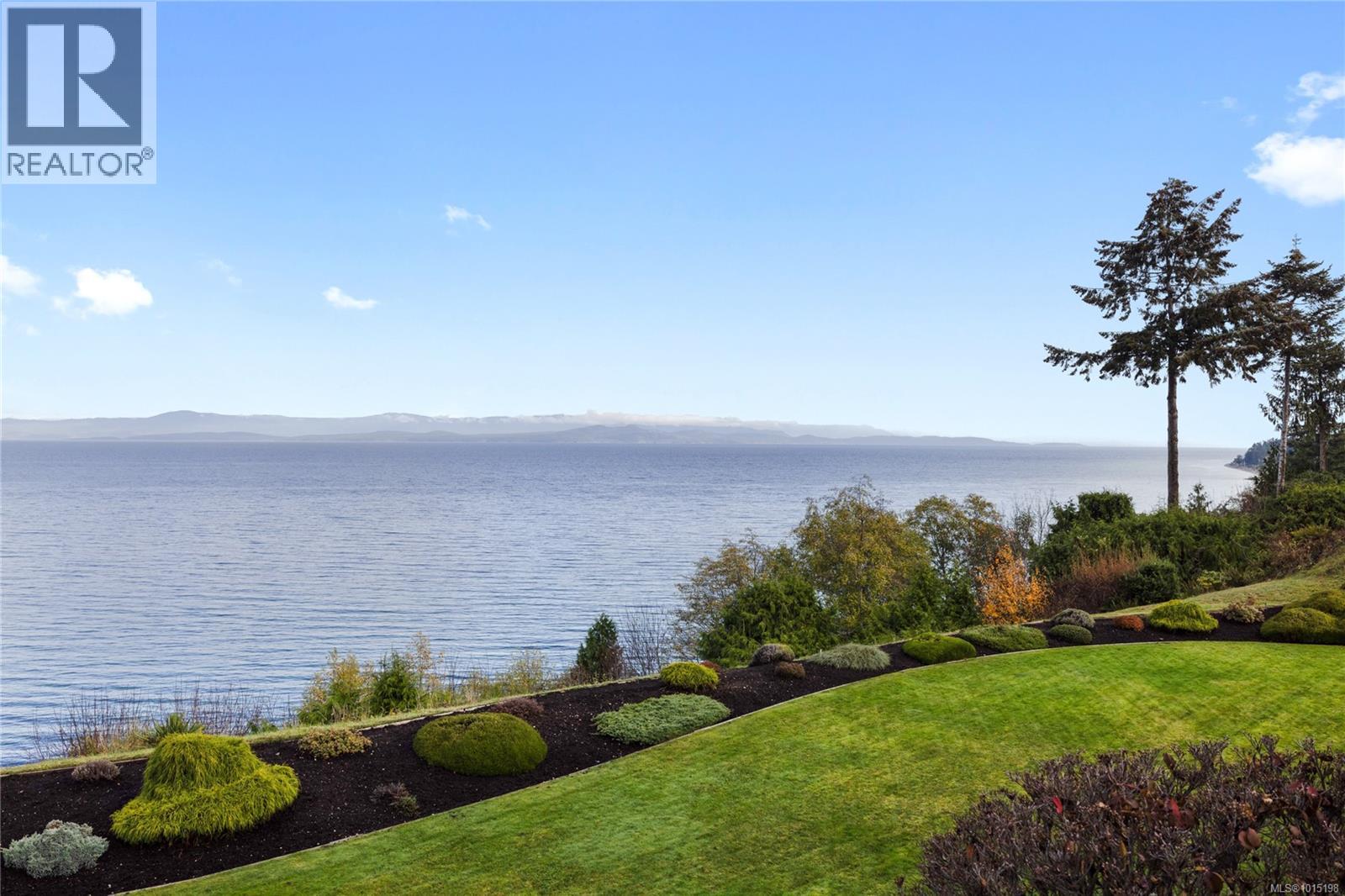 204 431 Crescent Rd W, Qualicum Beach