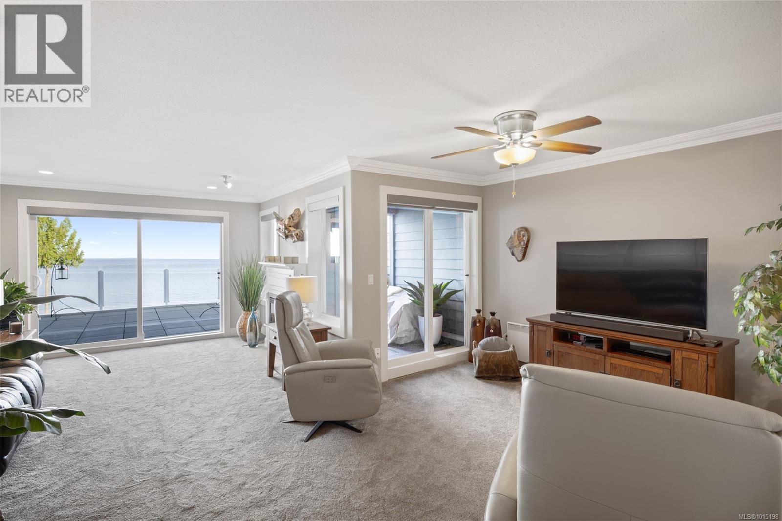 204 431 Crescent Rd W, Qualicum Beach