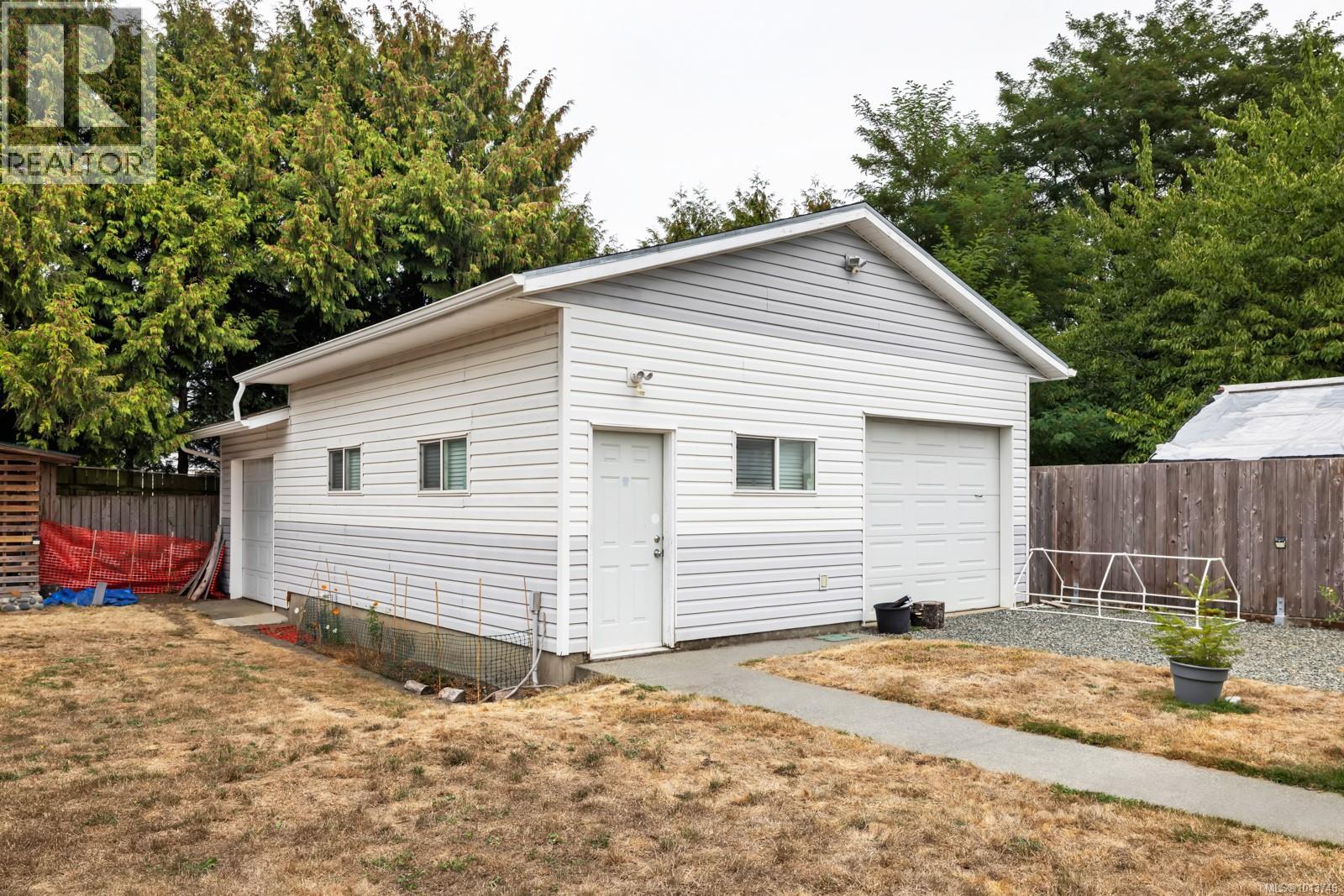 3131 Maxwell St, Chemainus