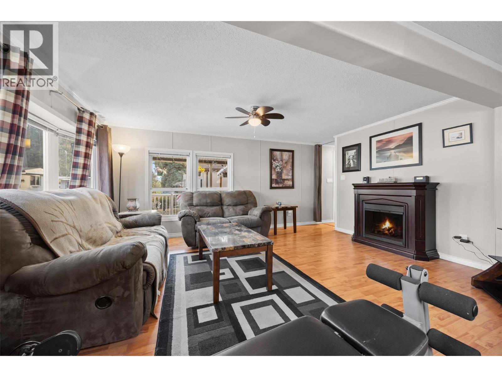 237 1999 97 Highway South, West Kelowna
