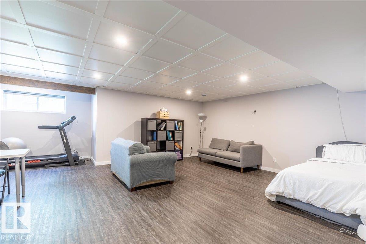 313 SOUTHWICK BV, Leduc