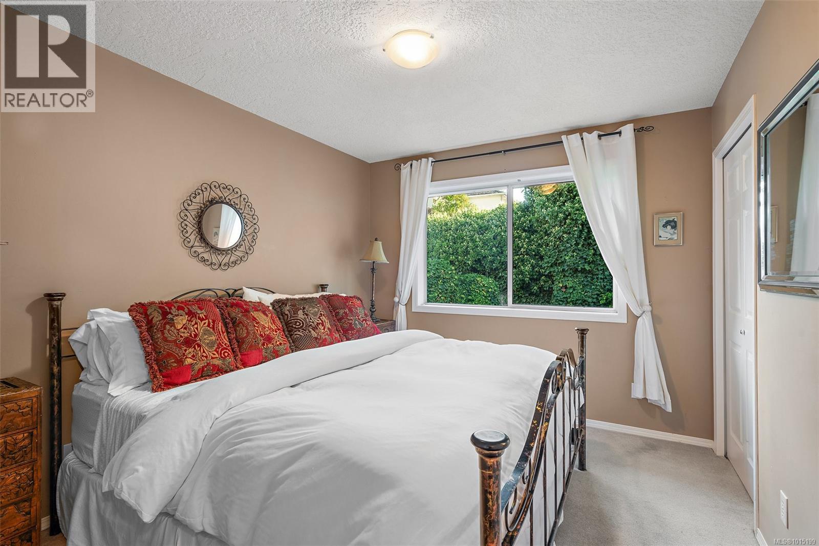 A 6599 Central Saanich Rd, Central Saanich
