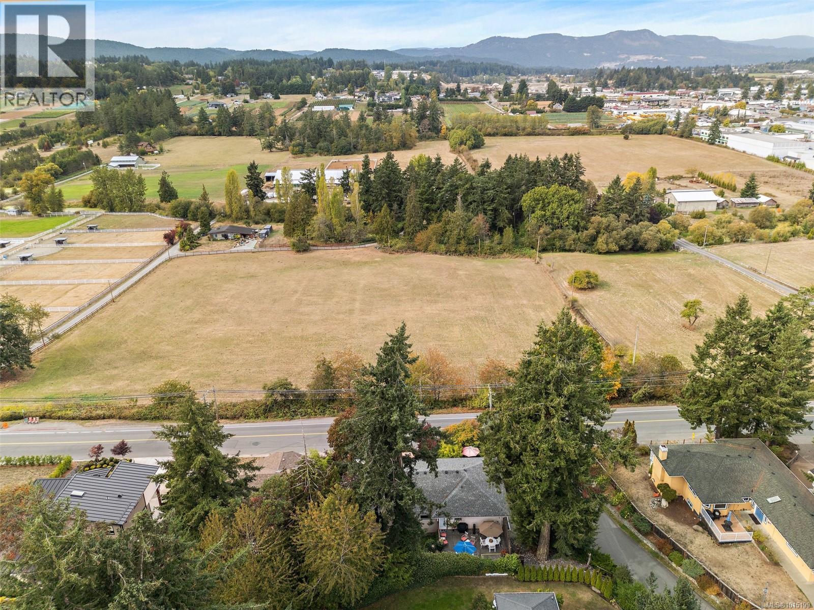 A 6599 Central Saanich Rd, Central Saanich