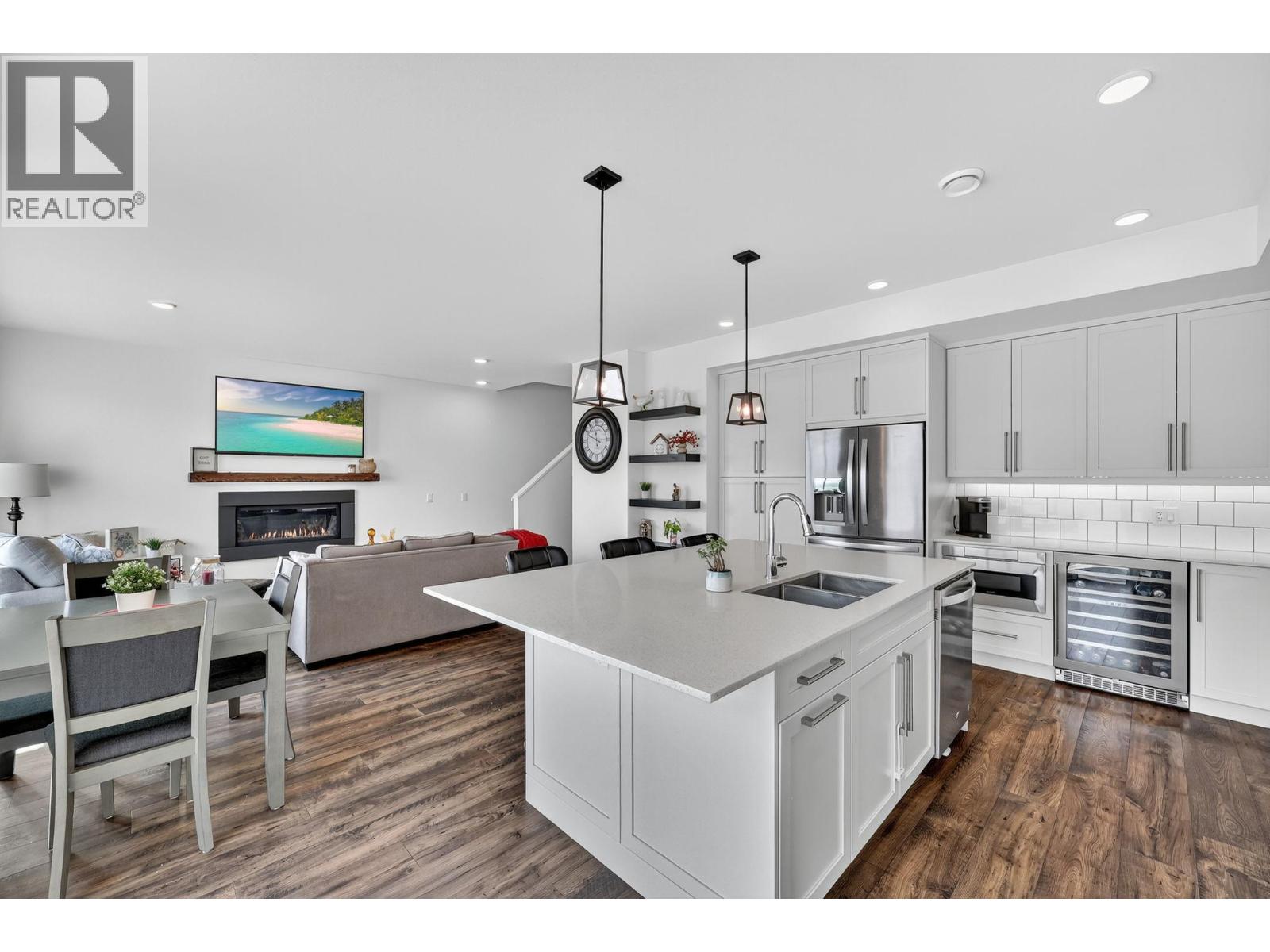 12075 Oceola Road Unit# 25, Lake Country