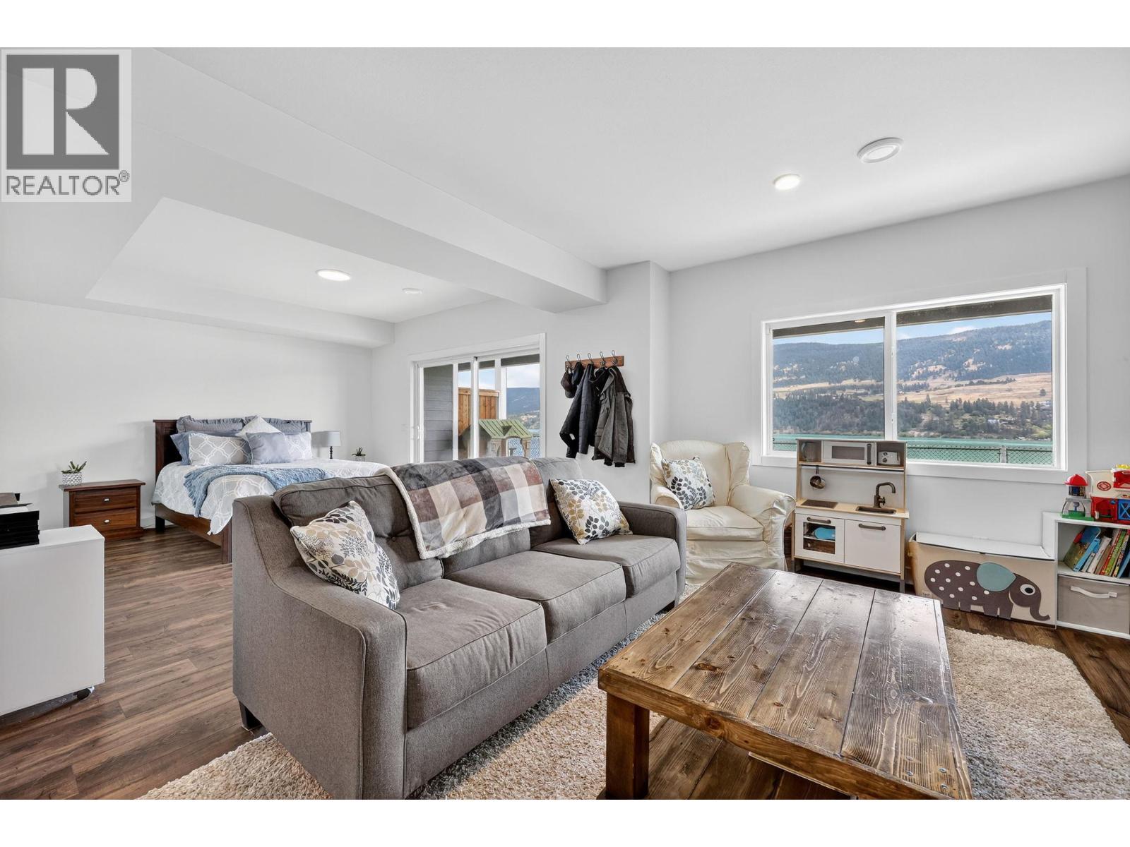 12075 Oceola Road Unit# 25, Lake Country
