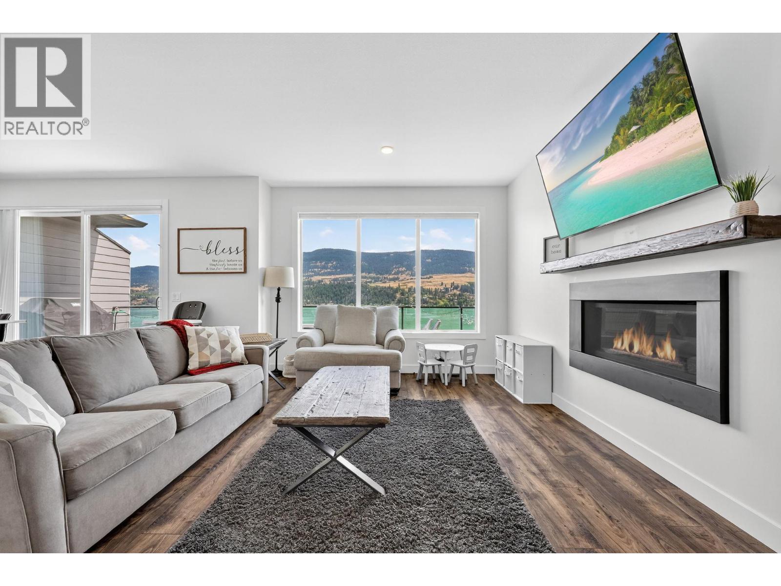 12075 Oceola Road Unit# 25, Lake Country