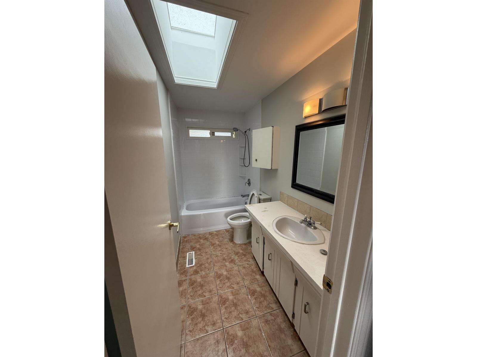 33281 MYRTLE AVENUE, Mission