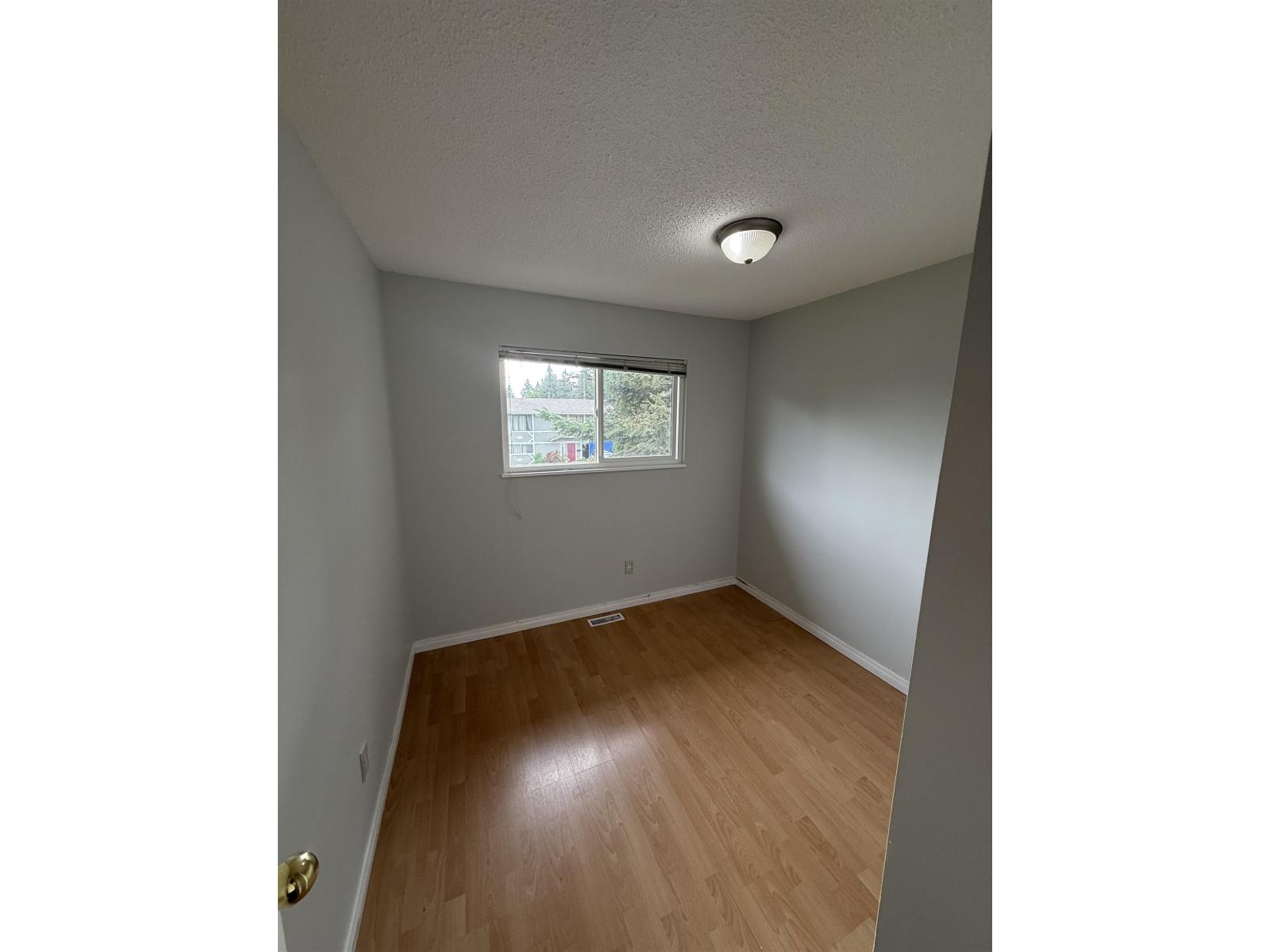 33281 MYRTLE AVENUE, Mission
