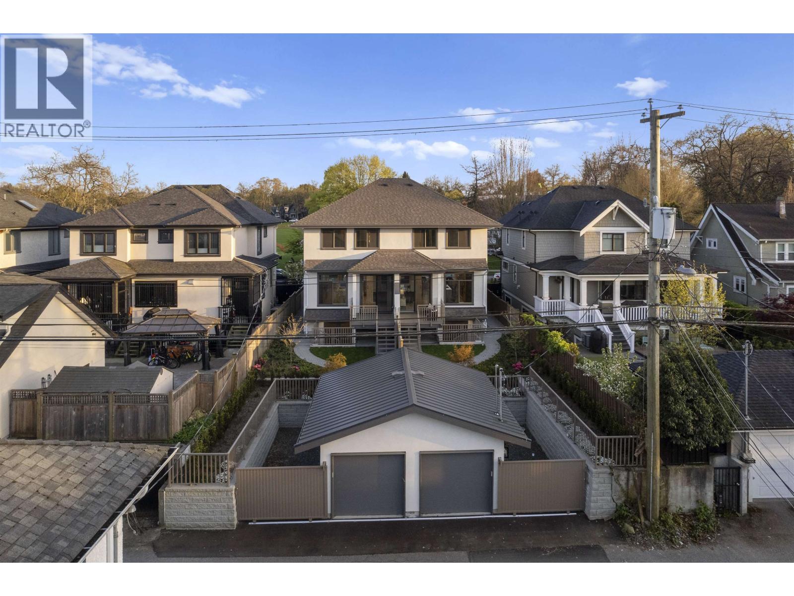 2455 W 10TH AVENUE, Vancouver