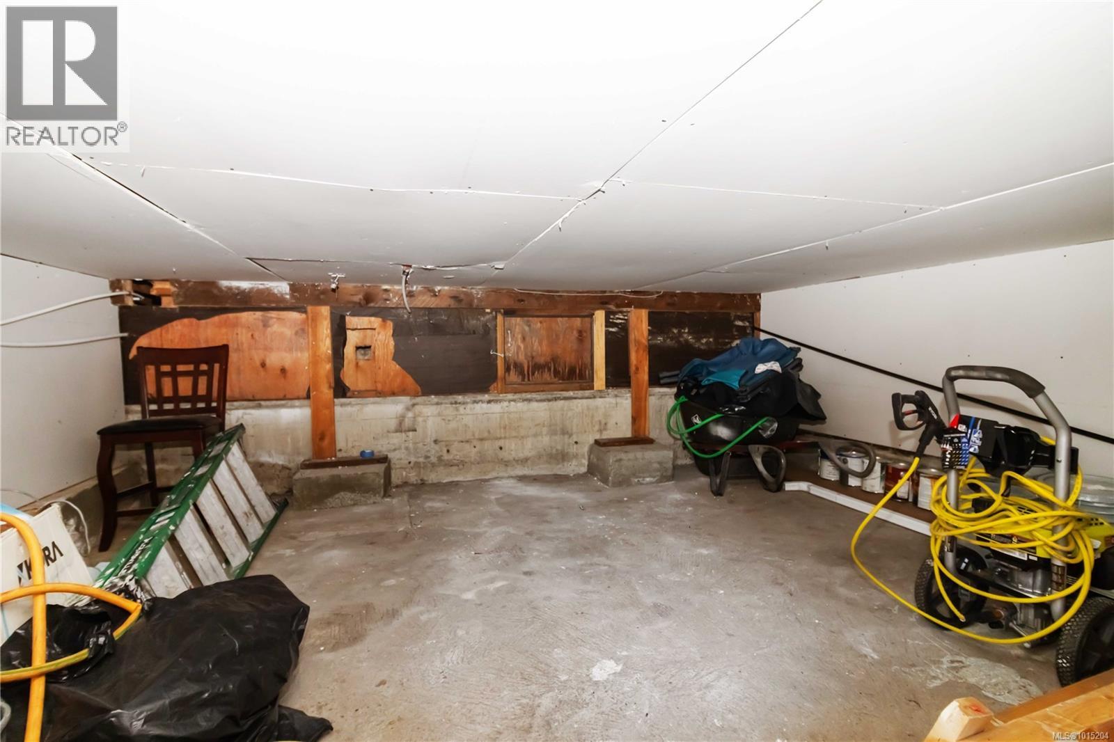  964 Loch Glen Place, Langford